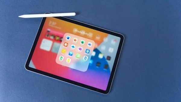 Les meilleures applications de réalité augmentée pour la décoration intérieure sur un iPad Air?